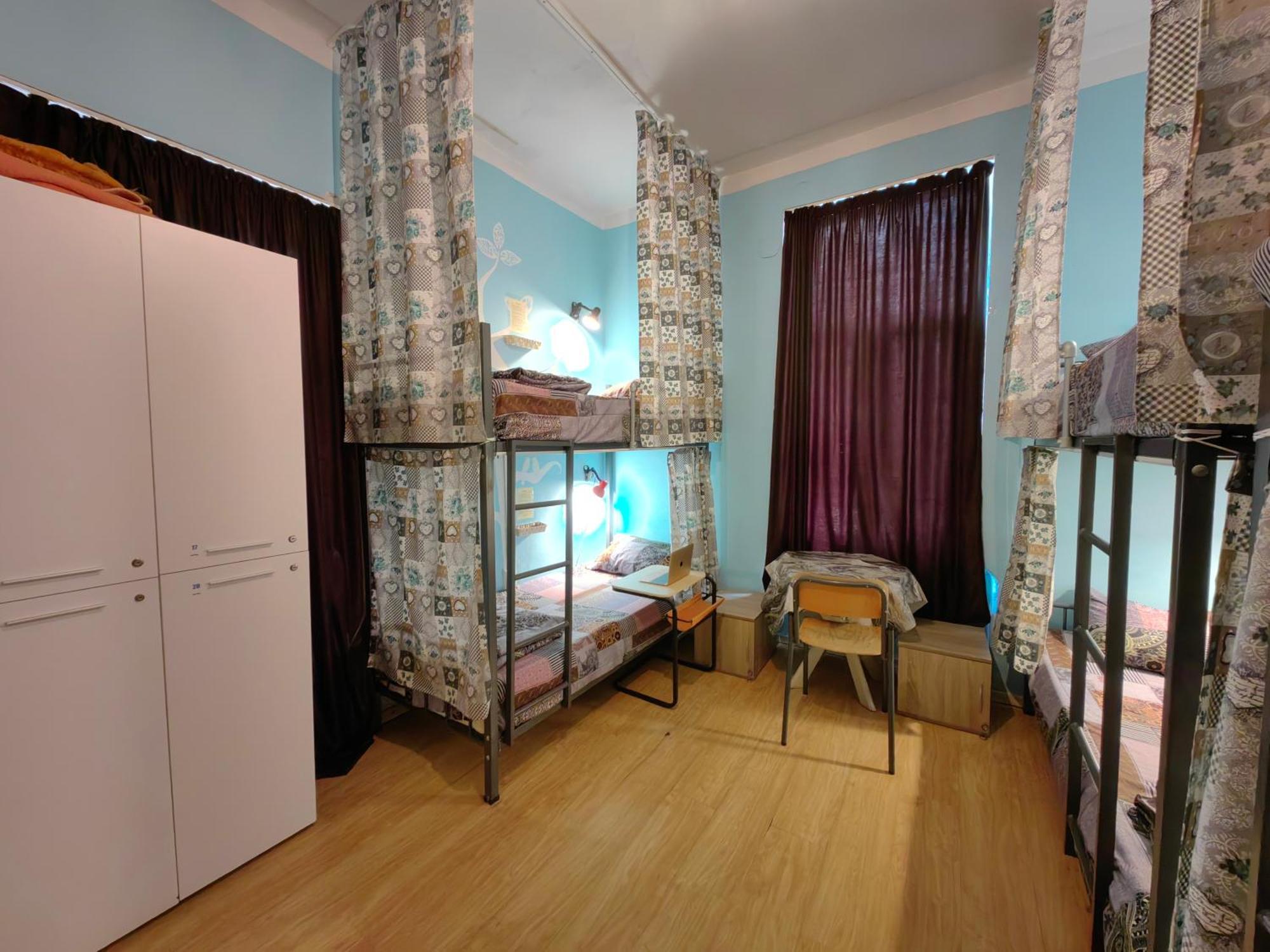 "No Party & Many Rules" Hostel N1 Sofia Ruang foto